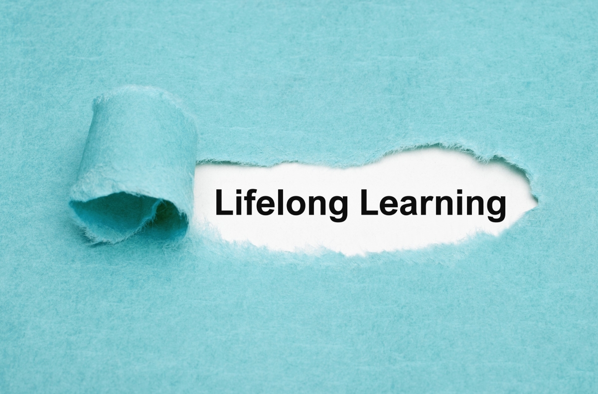 What are the benefits of lifelong learning in retirement?