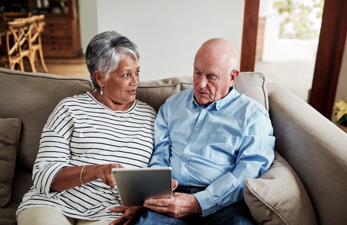 How to Keep Up with Global News: Resources for Informed Seniors